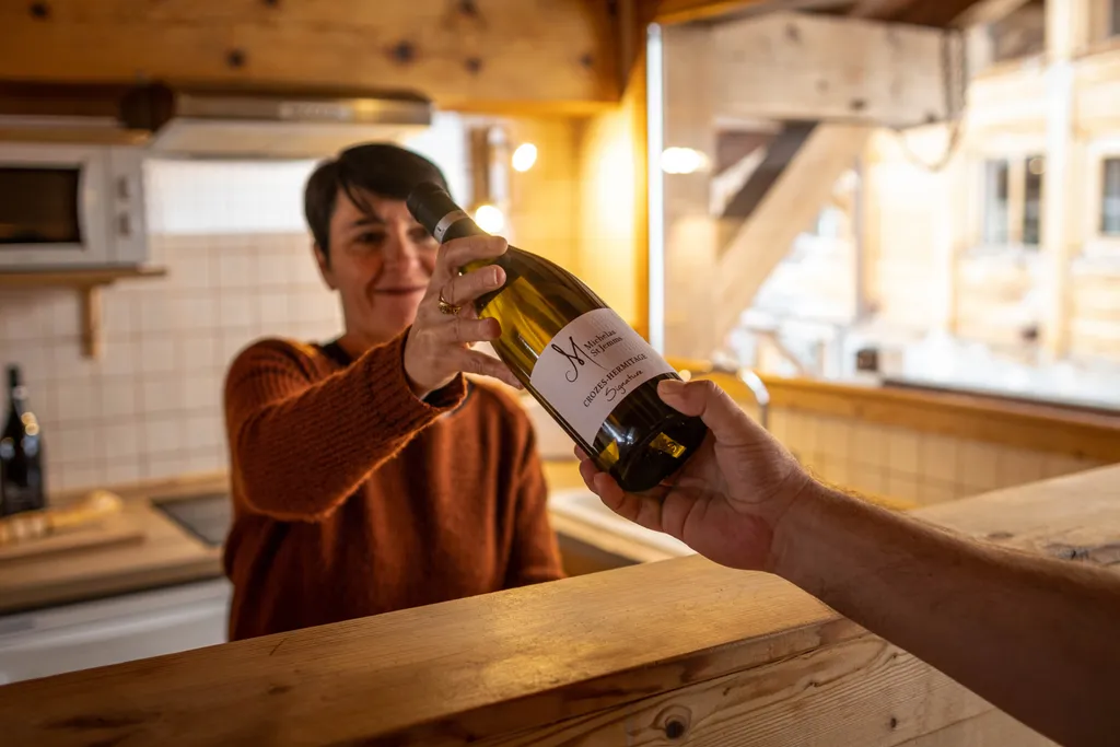 1a983d37 fe3a 4977 b6a5 e7e8381c21d9